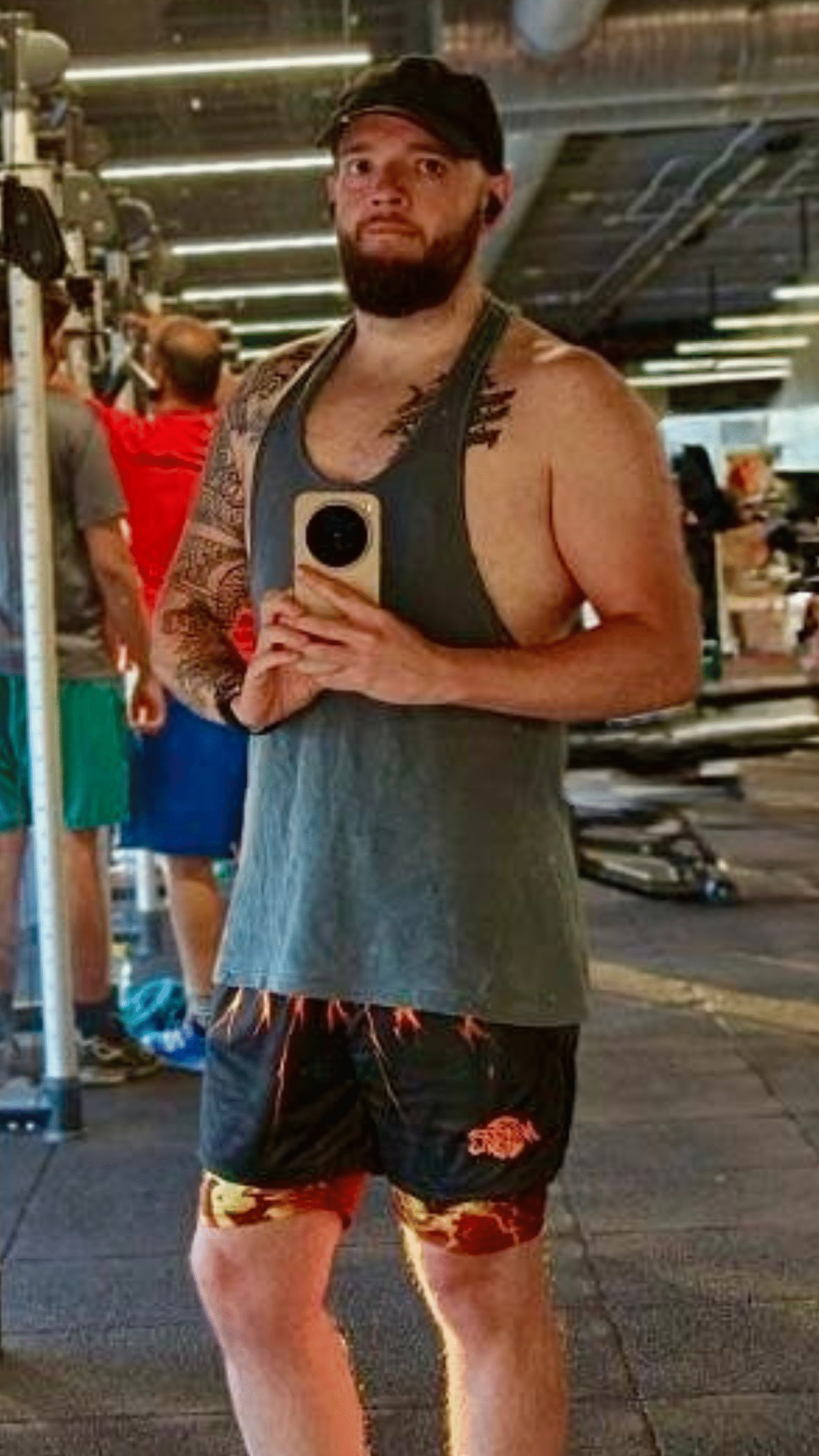 Adrián después